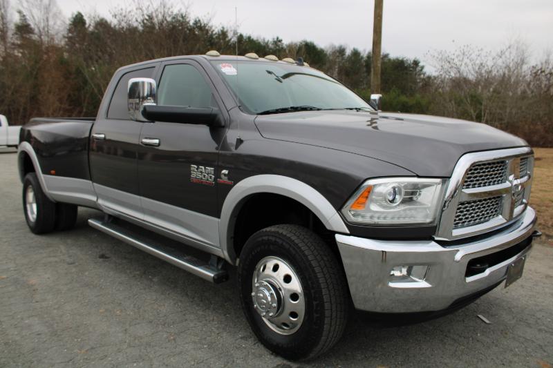 RAM 3500 Laramie Crew Cab LWB 4WD DRW 2015
