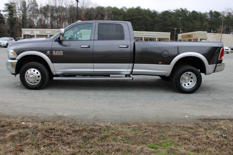 RAM 3500 Laramie Crew Cab LWB 4WD DRW 2015