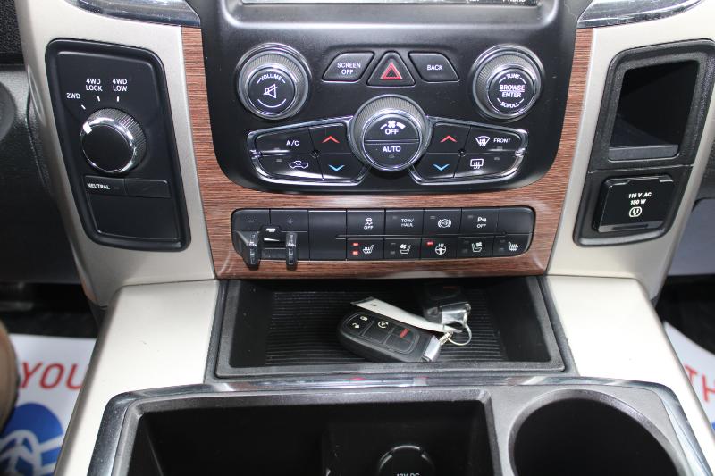 RAM 3500 Laramie Crew Cab LWB 4WD DRW 2015