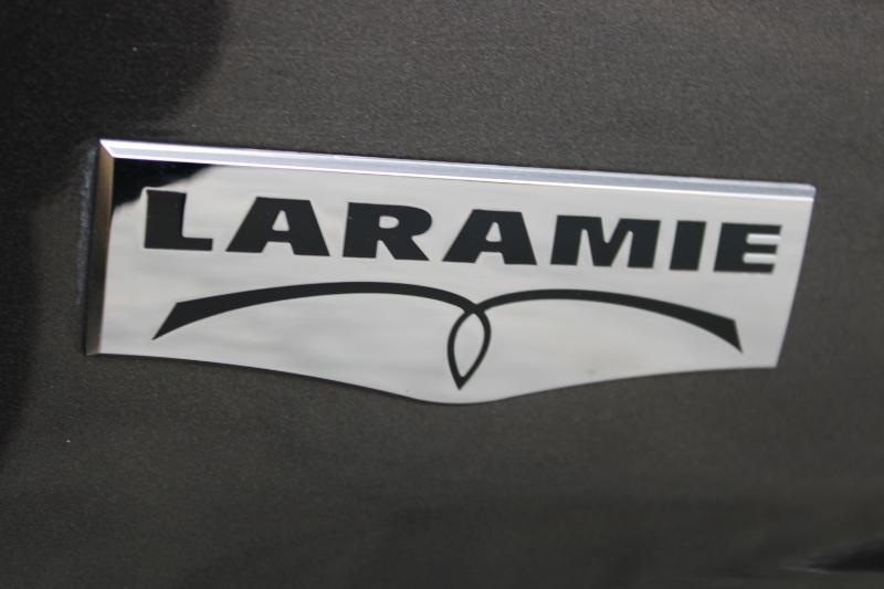 RAM 3500 Laramie Crew Cab LWB 4WD DRW 2015