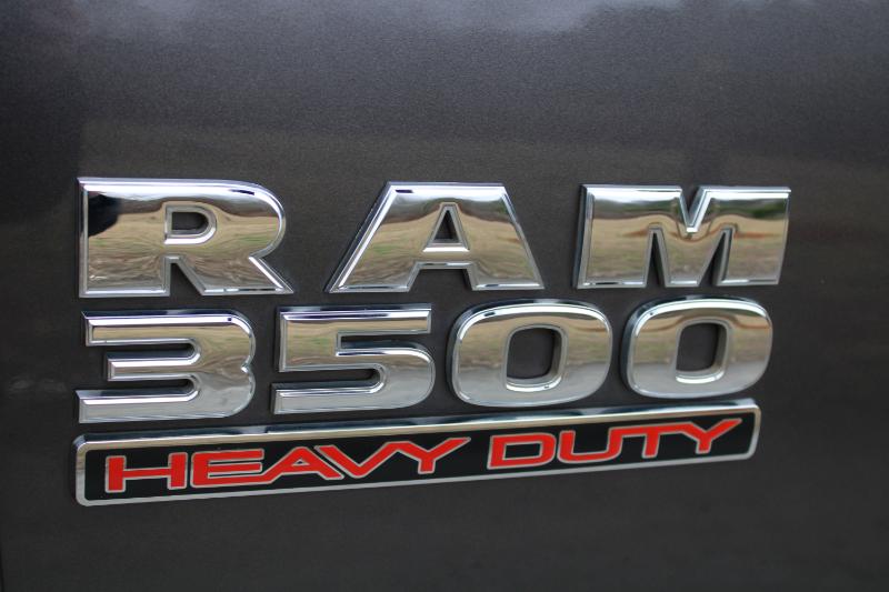 RAM 3500 Laramie Crew Cab LWB 4WD DRW 2015