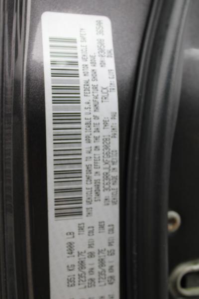 RAM 3500 Laramie Crew Cab LWB 4WD DRW 2015