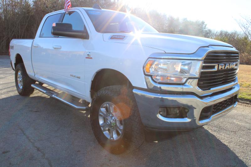 RAM 2500 Big Horn Crew Cab 4WD 2021