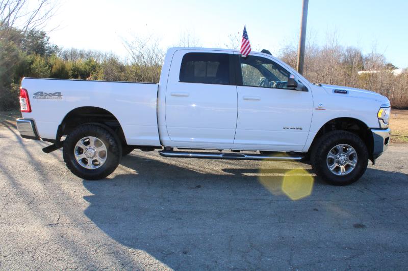 RAM 2500 Big Horn Crew Cab 4WD 2021