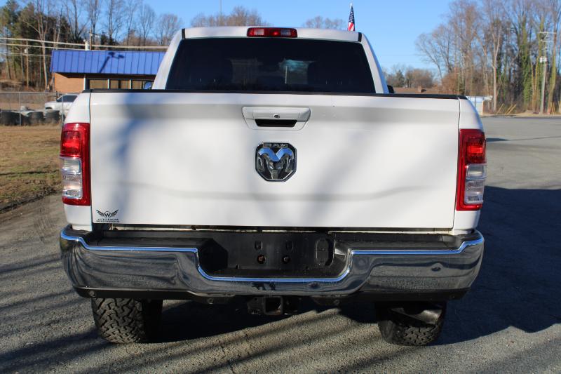 RAM 2500 Big Horn Crew Cab 4WD 2021