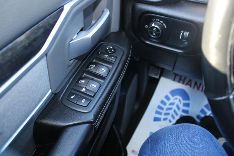 RAM 2500 Big Horn Crew Cab 4WD 2021