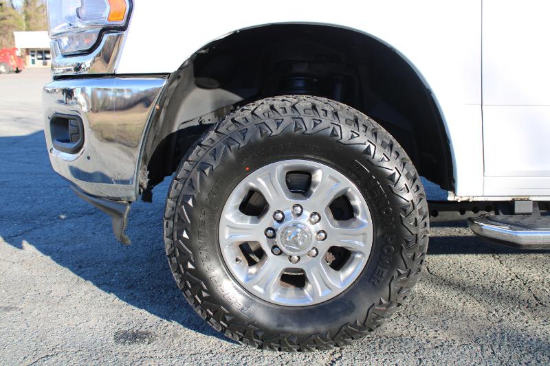 RAM 2500 Big Horn Crew Cab 4WD 2021