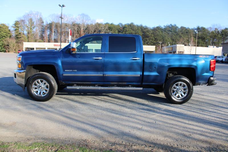 Chevrolet Silverado 2500HD LTZ Crew Cab 4WD 2016