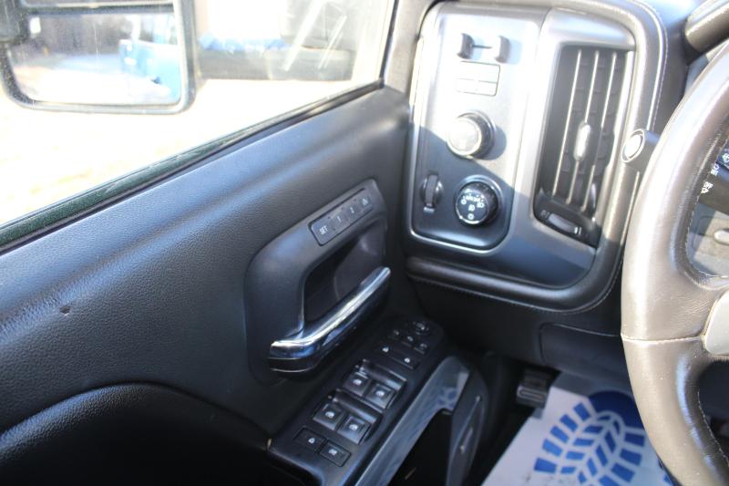 Chevrolet Silverado 2500HD LTZ Crew Cab 4WD 2016