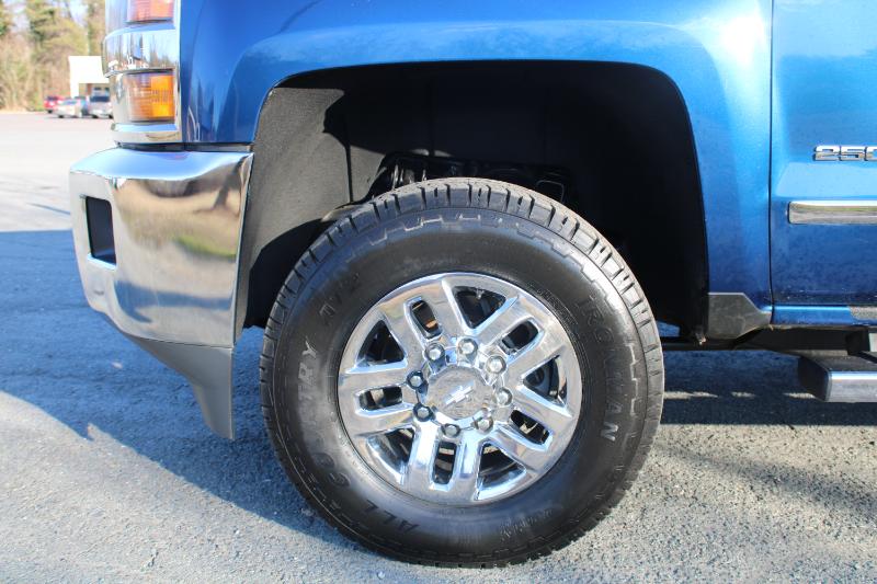 Chevrolet Silverado 2500HD LTZ Crew Cab 4WD 2016