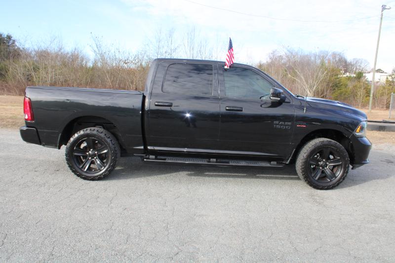 RAM 1500 Sport Crew Cab SWB 4WD 2015