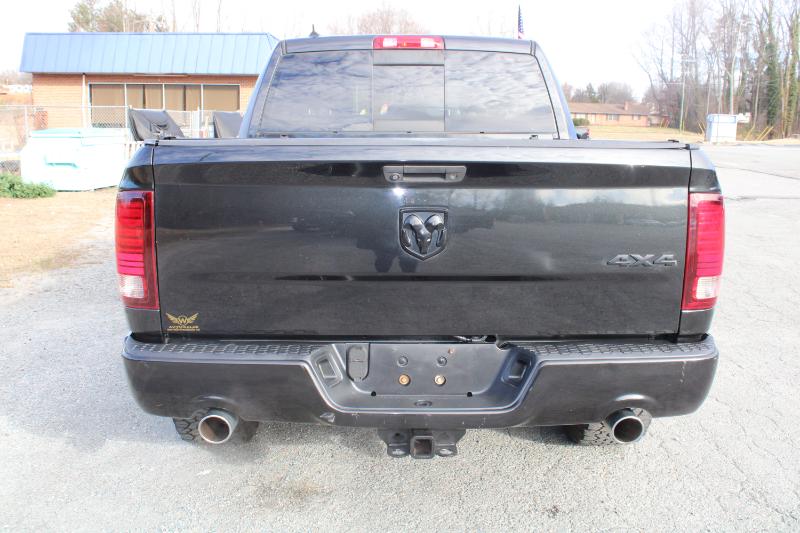 RAM 1500 Sport Crew Cab SWB 4WD 2015