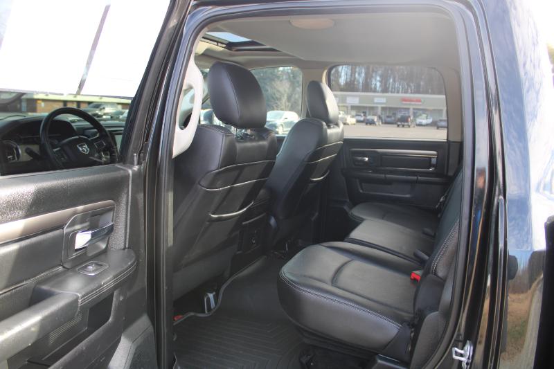 RAM 1500 Sport Crew Cab SWB 4WD 2015