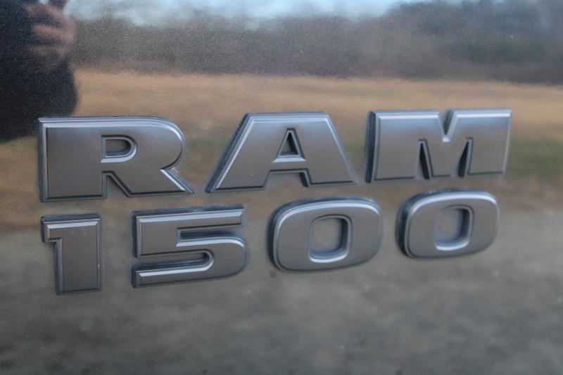 RAM 1500 Sport Crew Cab SWB 4WD 2015