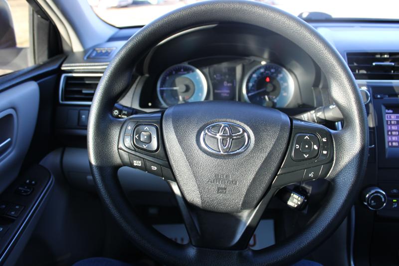 Toyota Camry LE 4D Sedan 2017