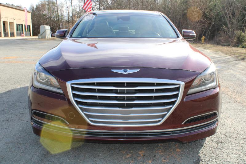 Hyundai Genesis 4dr Sdn V6 3.8L RWD 2015