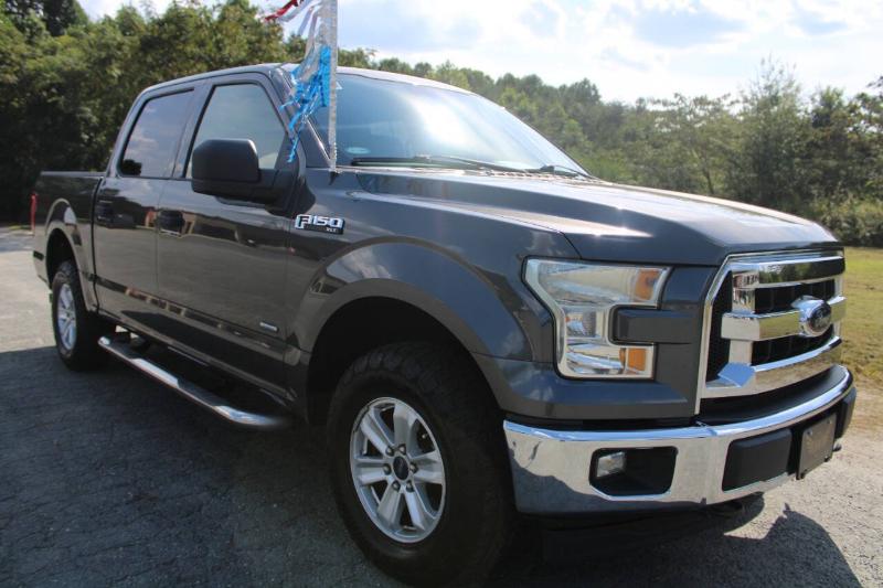 Ford F-150 XLT SuperCrew 5.5-ft. Bed 4WD 2017