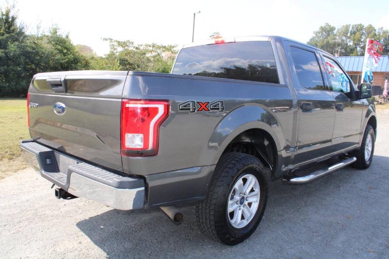 Ford F-150 XLT SuperCrew 5.5-ft. Bed 4WD 2017