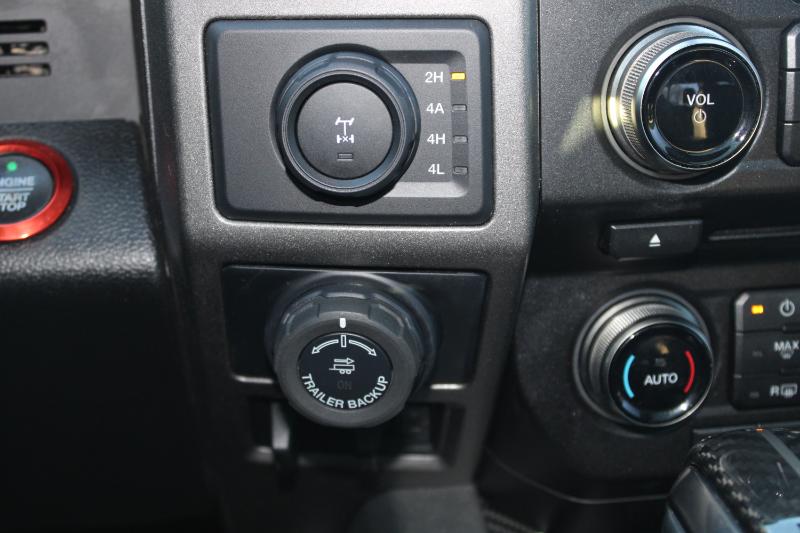 Ford F-150 Raptor SuperCrew 4WD 2018