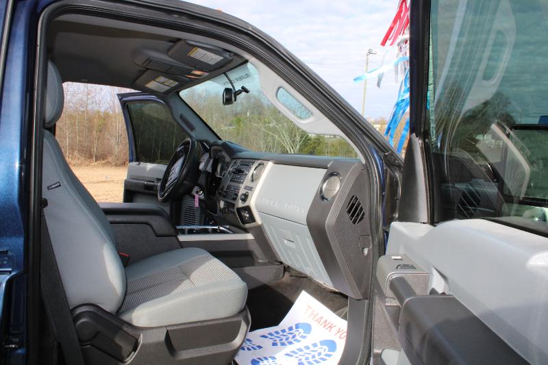 Ford F-350 SD XLT Crew Cab Long Bed DRW 4WD 2016