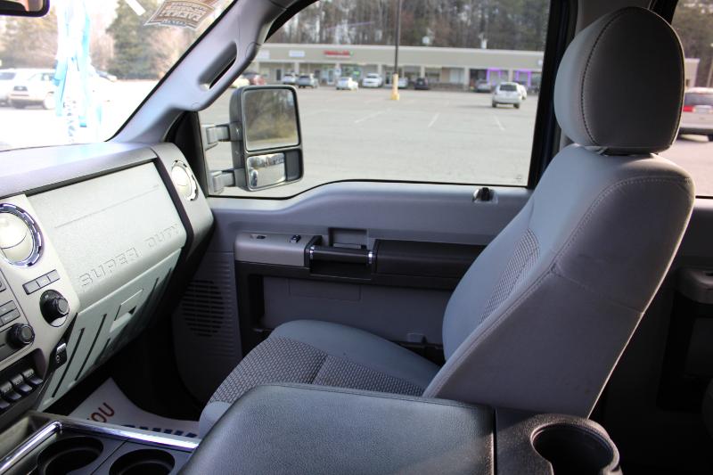 Ford F-350 SD XLT Crew Cab Long Bed DRW 4WD 2016