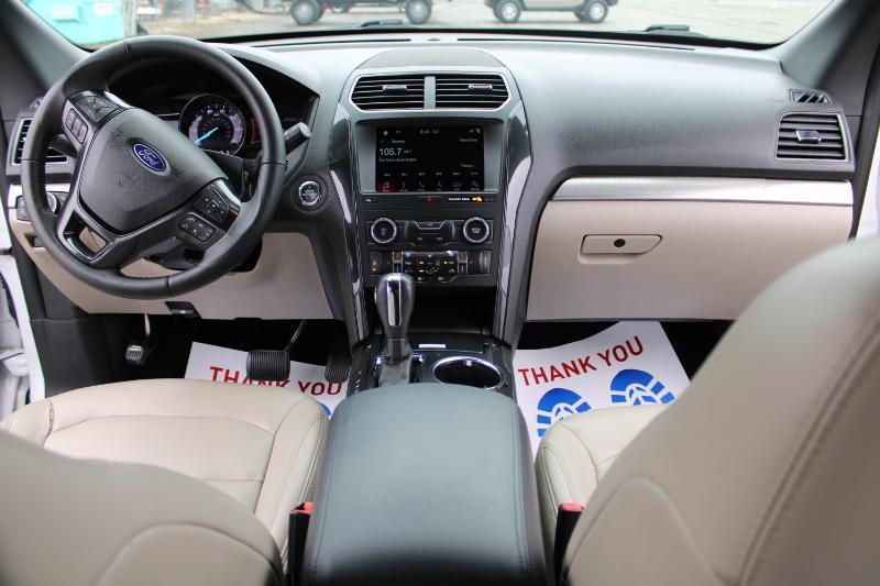 Ford Explorer XLT FWD 2019