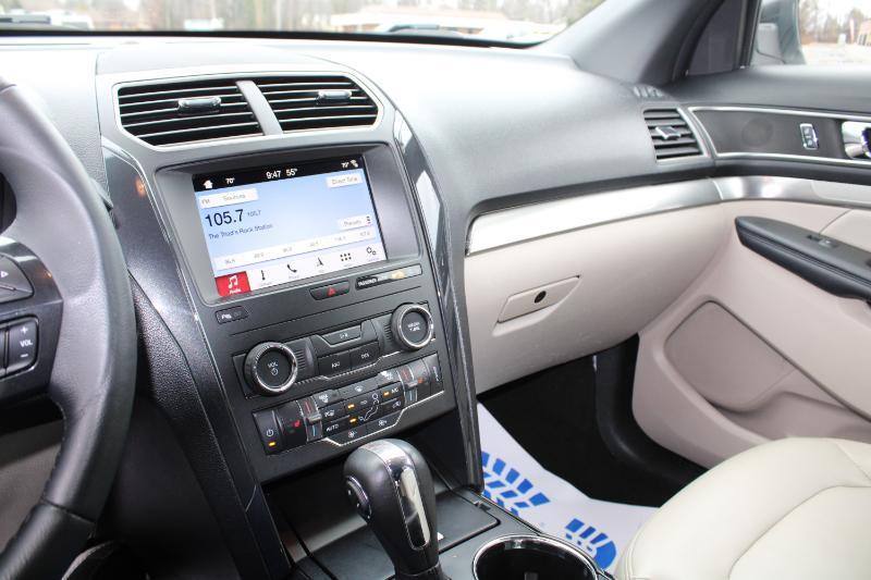 Ford Explorer XLT FWD 2019