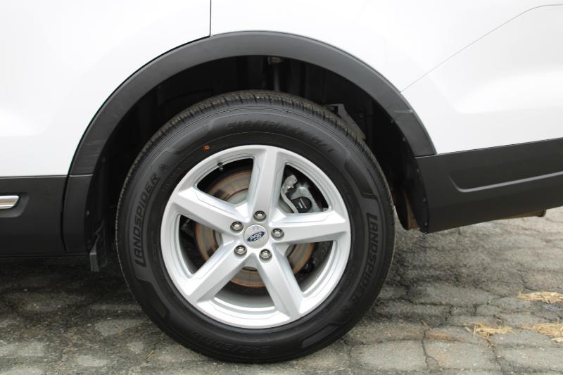 Ford Explorer XLT FWD 2019