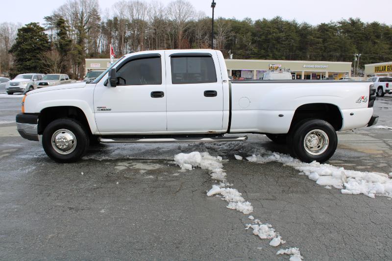Chevrolet Silverado 3500 LT Crew Cab 4WD LWB DRW 2004