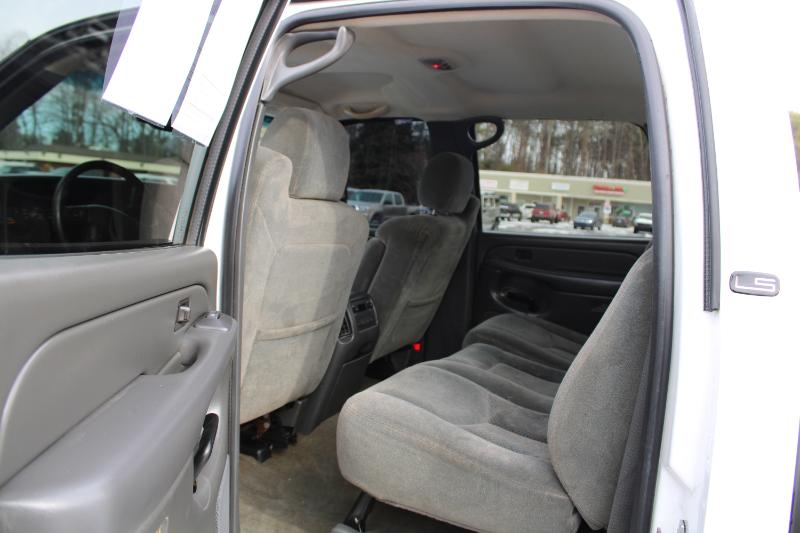 Chevrolet Silverado 3500 LT Crew Cab 4WD LWB DRW 2004