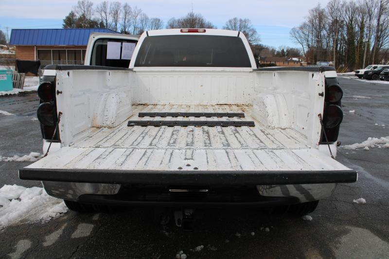 Chevrolet Silverado 3500 LT Crew Cab 4WD LWB DRW 2004