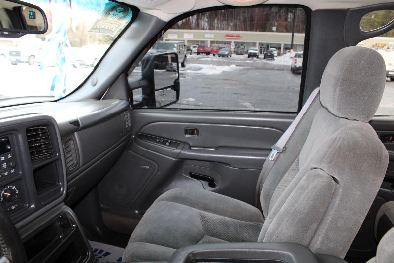 Chevrolet Silverado 3500 LT Crew Cab 4WD LWB DRW 2004