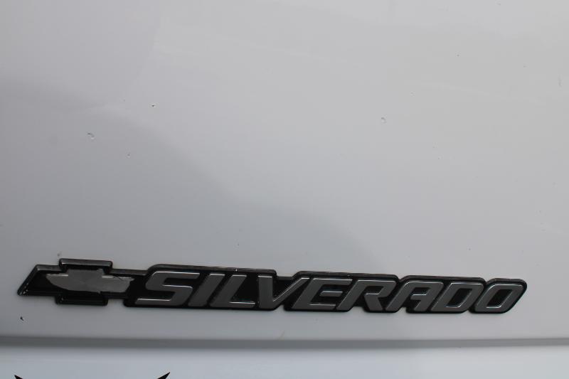 Chevrolet Silverado 3500 LT Crew Cab 4WD LWB DRW 2004