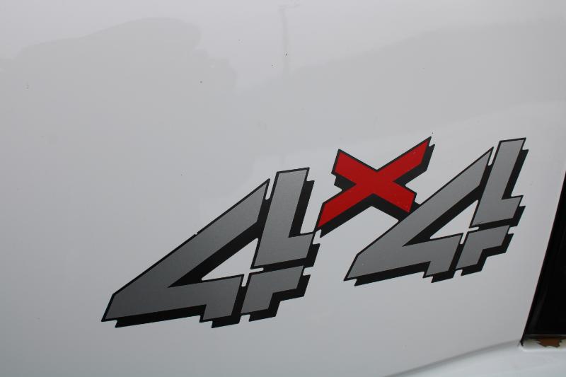 Chevrolet Silverado 3500 LT Crew Cab 4WD LWB DRW 2004