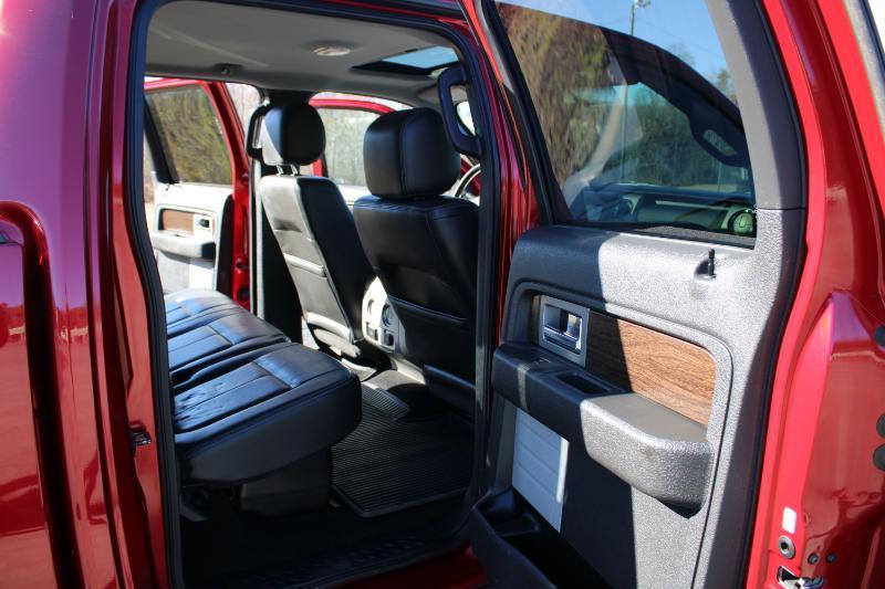 Ford F-150 4WD SuperCrew 145" Lariat 2013