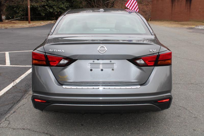 Nissan Altima SV 4D Sedan 2.5 2022