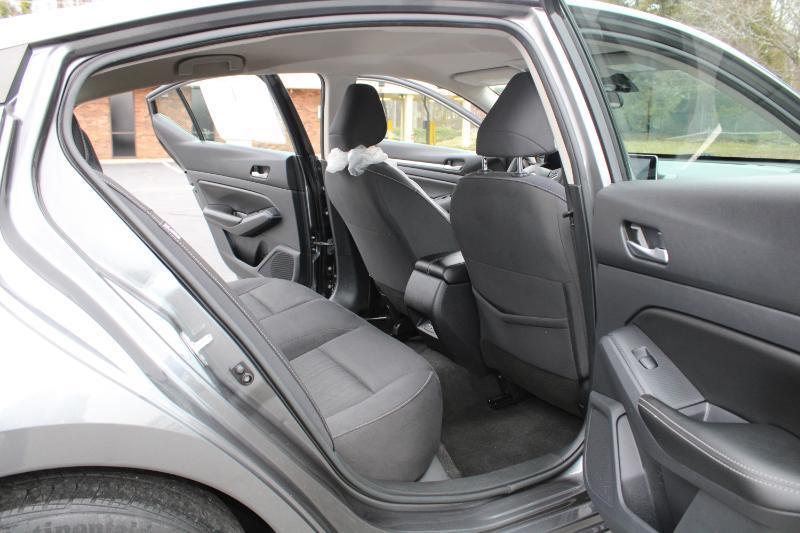 Nissan Altima SV 4D Sedan 2.5 2022