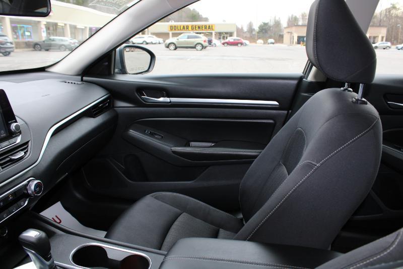 Nissan Altima SV 4D Sedan 2.5 2022