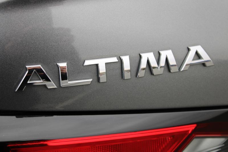 Nissan Altima SV 4D Sedan 2.5 2022