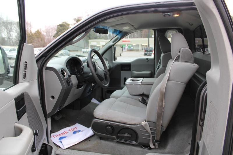 Ford F-150 STX Flareside 2WD 2004