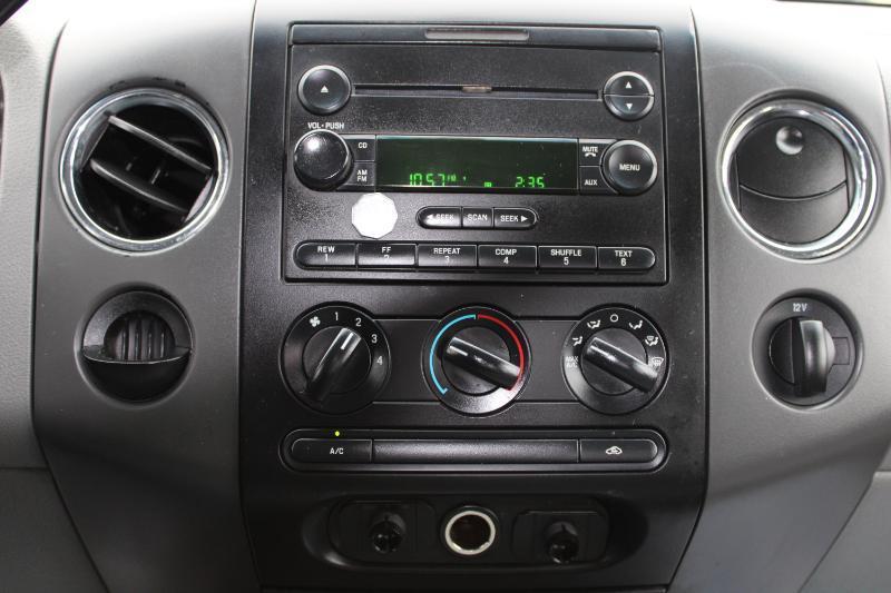 Ford F-150 STX Flareside 2WD 2004