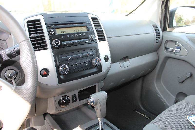 Nissan Frontier S Crew Cab V6 2015