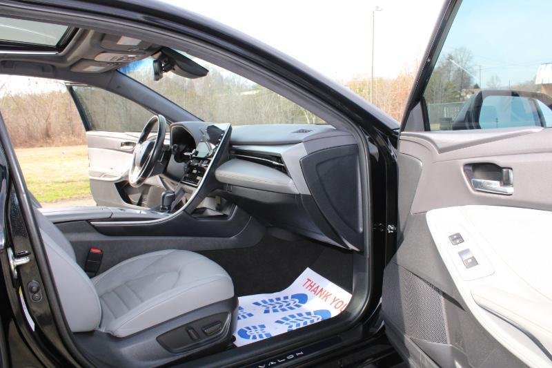 Toyota Avalon XSE 2019