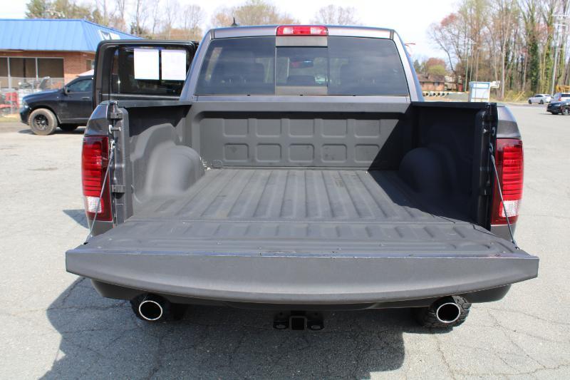 RAM 1500 Rebel Crew Cab SWB 4WD 2017