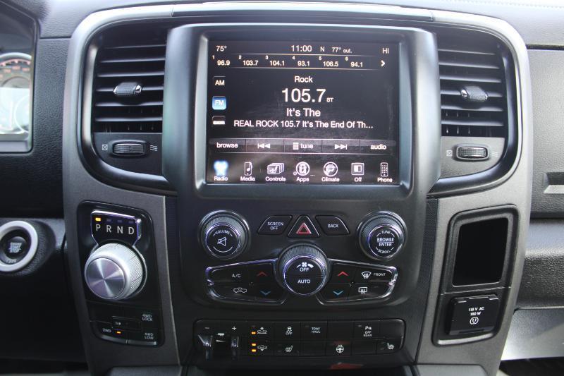 RAM 1500 Rebel Crew Cab SWB 4WD 2017