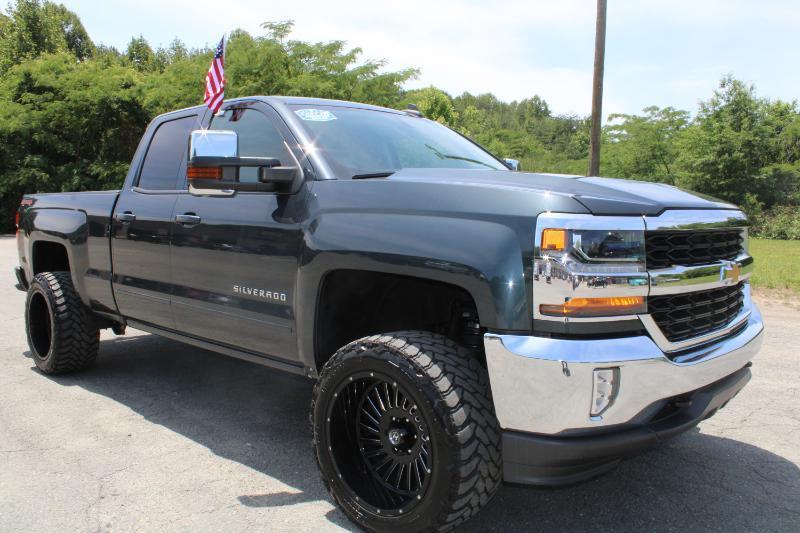 Chevrolet Silverado 1500 LT Double Cab 4WD 2017