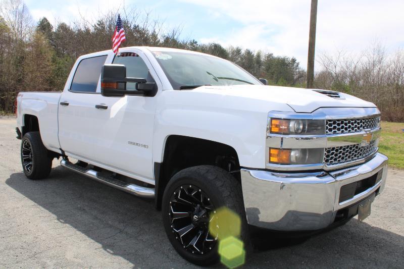 Chevrolet Silverado 2500HD Work Truck Crew Cab Short Box 4WD 2019