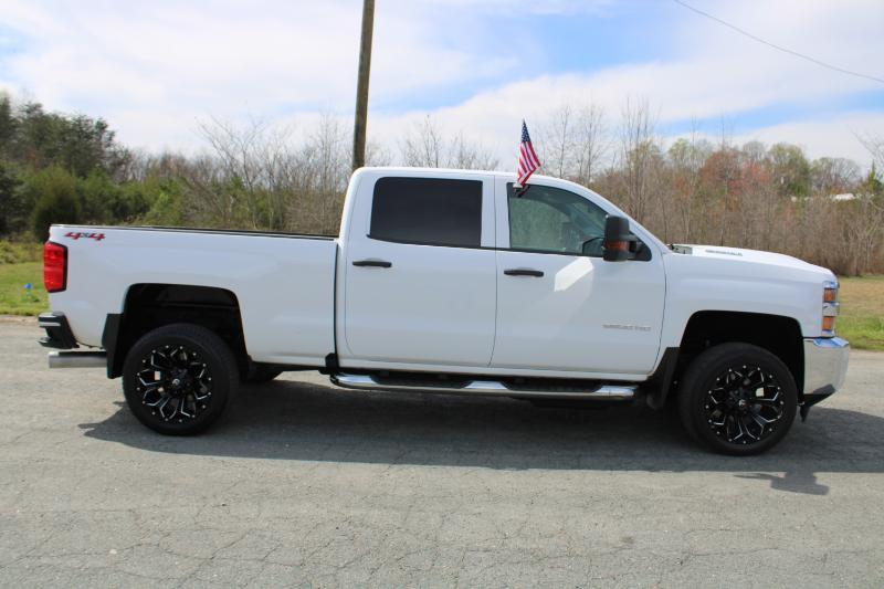 Chevrolet Silverado 2500HD Work Truck Crew Cab Short Box 4WD 2019