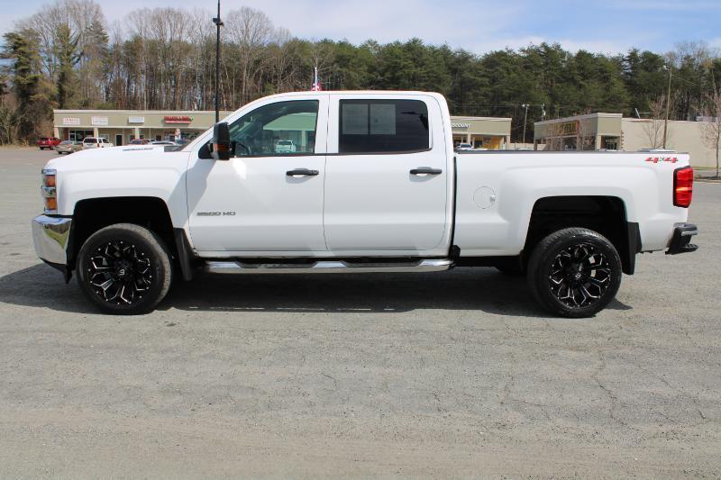 Chevrolet Silverado 2500HD Work Truck Crew Cab Short Box 4WD 2019