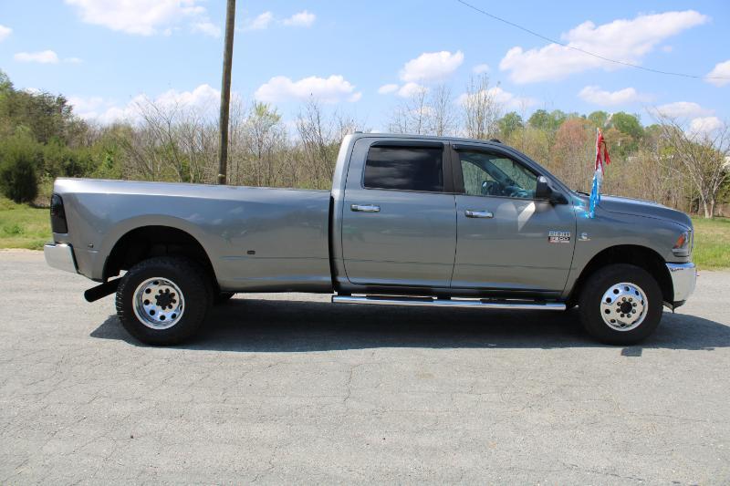 RAM 3500 SLT Crew Cab LWB 4WD DRW 2012